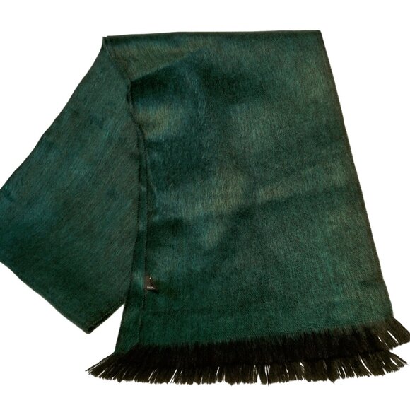Shupaca Scarf Unisex Emerald Green Black Fringe Alpace Blend Fuzzy Ecuador - Picture 2 of 14
